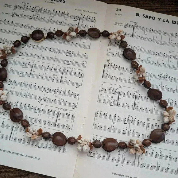 Jewelry - Brown Beaded Necklace With Carved Flower Beads